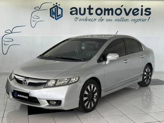 HONDA CIVIC 1.8 LXL 16V FLEX 4P AUTOMÁTICO HONDA CIVIC 1.8 LXL 16V FLEX 4P AUTOMÁTICO